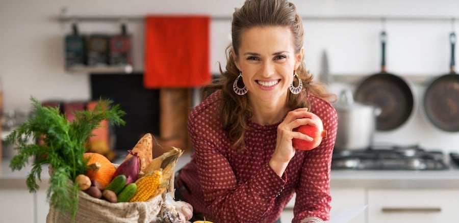 How to Become a Holistic Nutrition Professional
