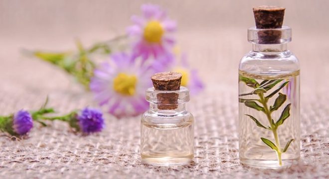 essential-oils-3084952_1920-pixabay